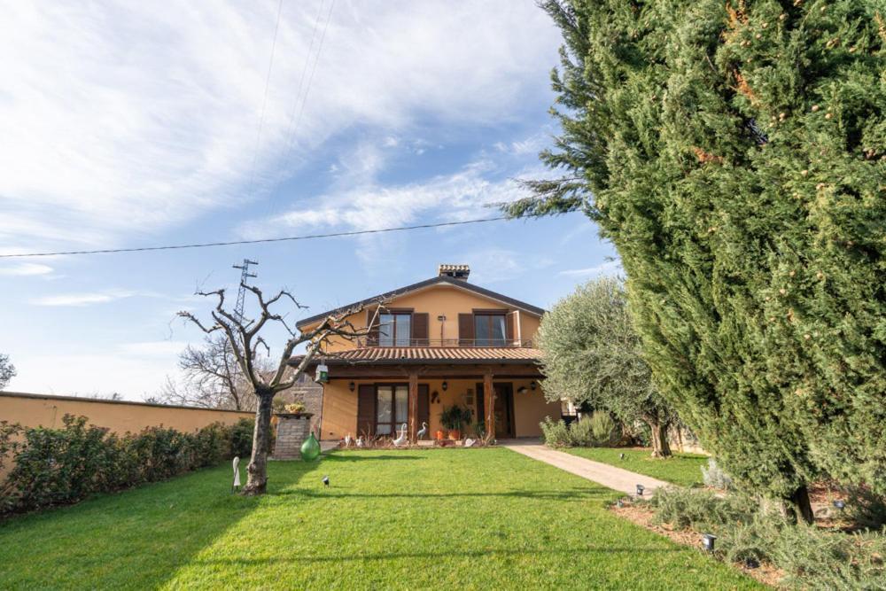 La Via Francigena B&B Assisi Esterno foto