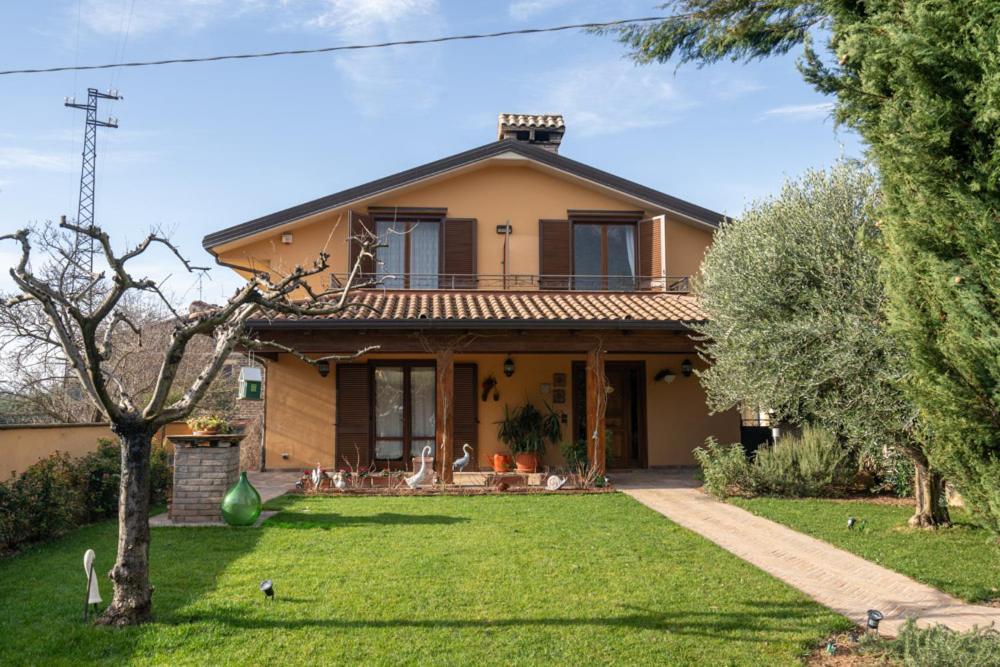 La Via Francigena B&B Assisi Esterno foto